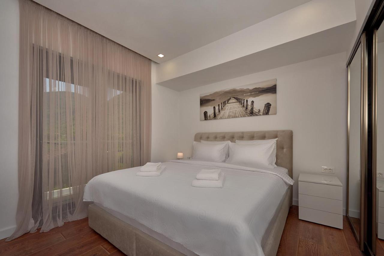 Georgiy Lux Apartments Lastva Grbaljska Dış mekan fotoğraf